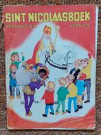 Vintage Sinterklaas boek,  jaren 70, Diversen, Sinterklaas, Gebruikt, Ophalen of Verzenden