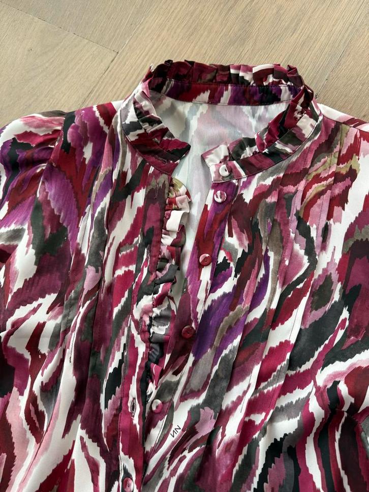 Mooie jurk met print -, Kleding | Dames, Jurken, Zo goed als nieuw, Maat 38/40 (M), Overige kleuren, Boven de knie, Ophalen of Verzenden