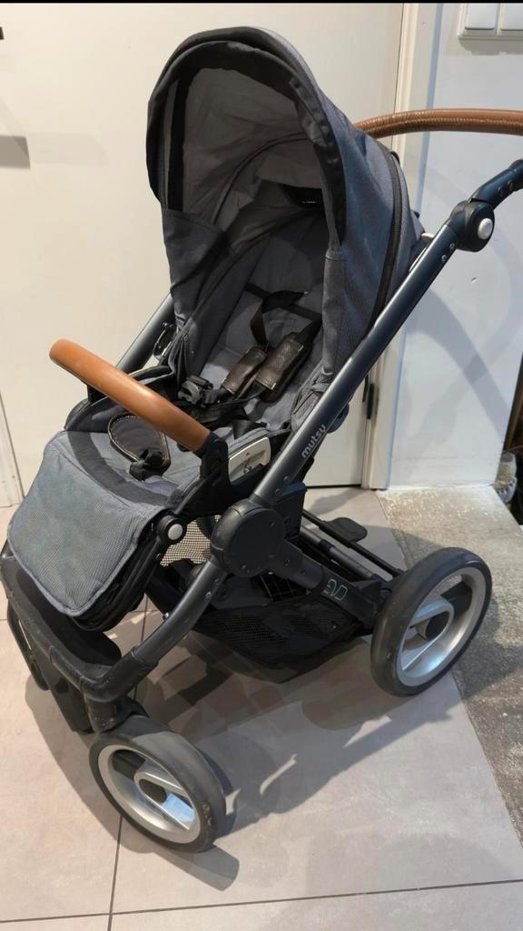 Mutsy Evo 2 in 1 kinderwagen, Kinderen en Baby's, Kinderwagens en Combinaties, Zo goed als nieuw, Combiwagen, Mutsy, Met reiswieg