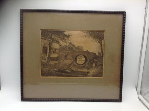 Ets P. Matthes, tafereel met bootje, brug en wassende vrouw, Antiek en Kunst, Kunst | Etsen en Gravures, Ophalen of Verzenden