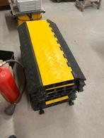 Kabelbrug 7x 90 cm, Doe-het-zelf en Verbouw, Steigers, Ophalen of Verzenden, Gebruikt, Overige typen, Minder dan 2 meter