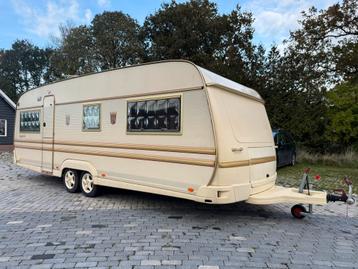 Nette Tabbert Baronesse 6.20 voortent, airco, 160cm vast bed beschikbaar voor biedingen