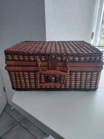 Rieten picknickkoffer, Ophalen of Verzenden, Zo goed als nieuw