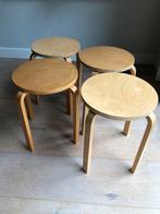 4 Ikea Frosta krukjes licht stevig en stapelbaar, Huis en Inrichting, Krukjes, Ophalen of Verzenden, Gebruikt, Hout