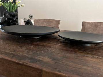 2 MOOIE HOUTEN SCHALEN SAMEN €15,00 KAN OOK APART  …. beschikbaar voor biedingen