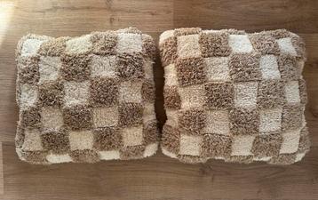 2 sierkussens berber beschikbaar voor biedingen