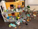 Playmobil Huis 9266 Compleet met div meubelsets en Tuin, Ophalen, Zo goed als nieuw, Poppenhuis