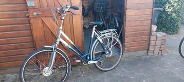 Opknap fiets beschikbaar voor biedingen