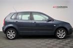 Volkswagen Polo 1.4-16V Comfortline (bj 2003), Auto's, Voorwielaandrijving, Gebruikt, 4 cilinders, Blauw