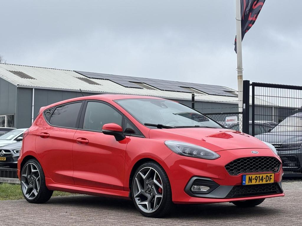 Ford Fiesta 1.5 EcoBoost ST-3 cruise reco stoelen B&O keyles, Voorwielaandrijving, Lichtsensor, Euro 6, Handgeschakeld
