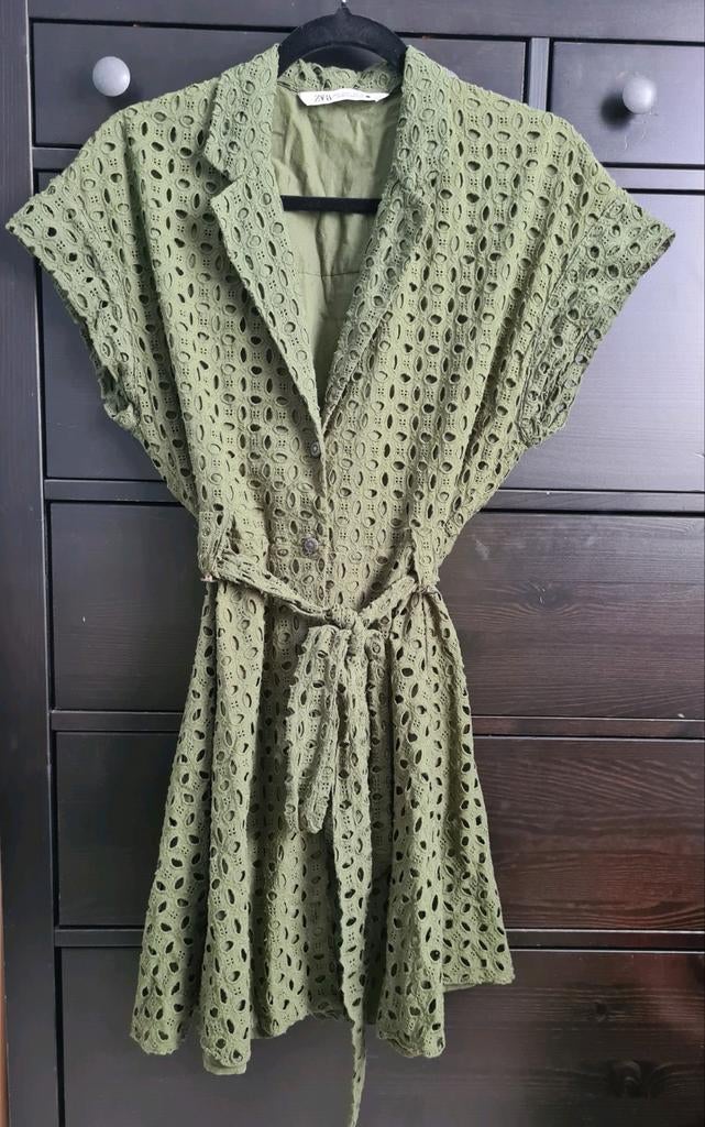 Zara jurk kaki groen maat L, Zara, Maat 42/44 (L), Ophalen of Verzenden, Zo goed als nieuw