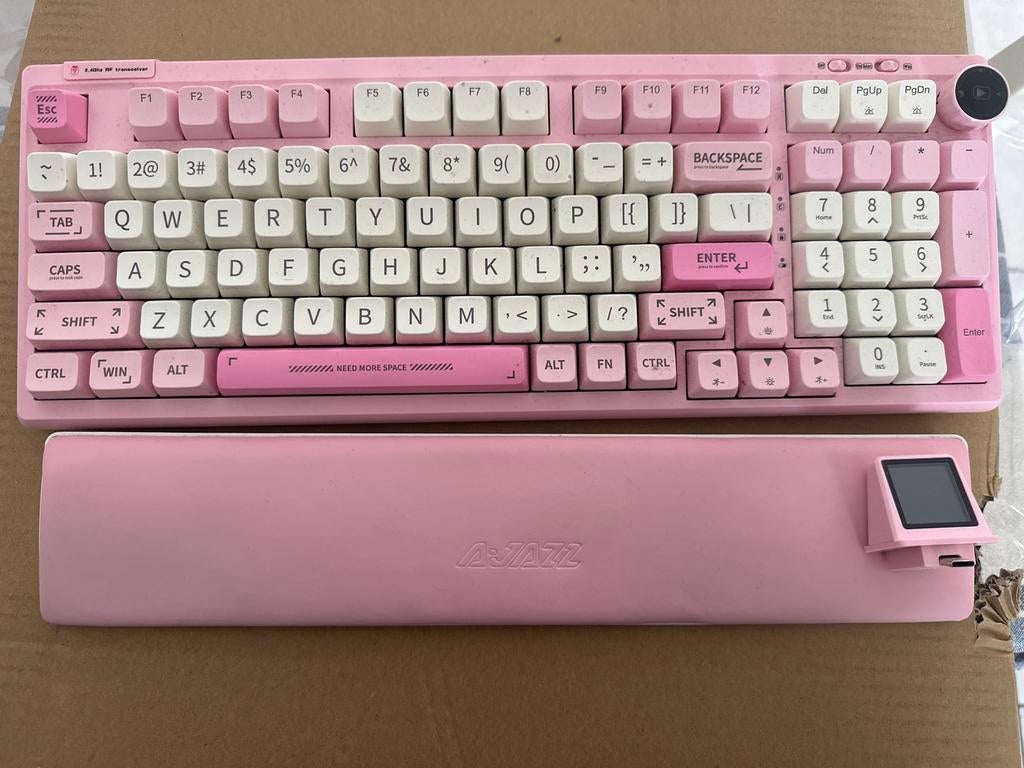 Roze Epomaker RT 100 mechanisch toetsenbord met polssteun, Computers en Software, Toetsenborden, Gaming toetsenbord, Ophalen of Verzenden