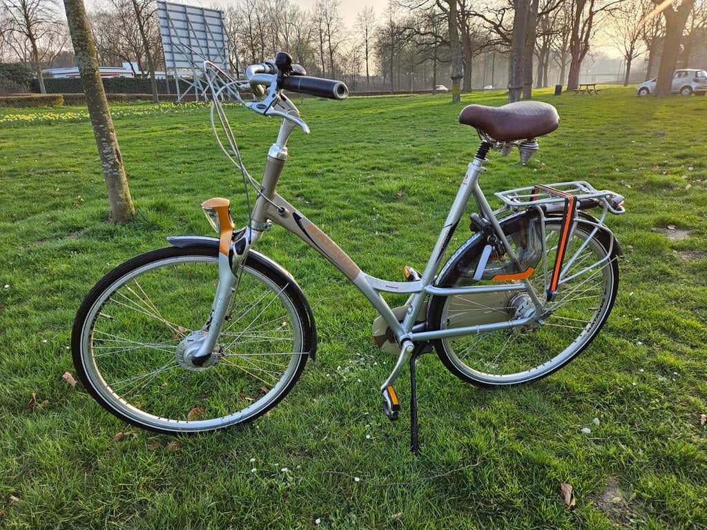 Te koop, Batavus Crescendo 61cm, Ophalen, Versnellingen, Batavus, 56 cm of meer
