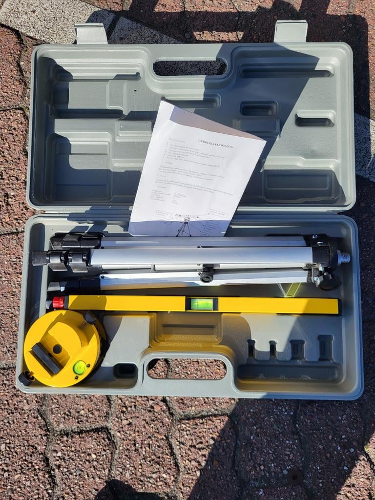 Laserwaterpas met statief en koffer, Doe-het-zelf en Verbouw, Ophalen