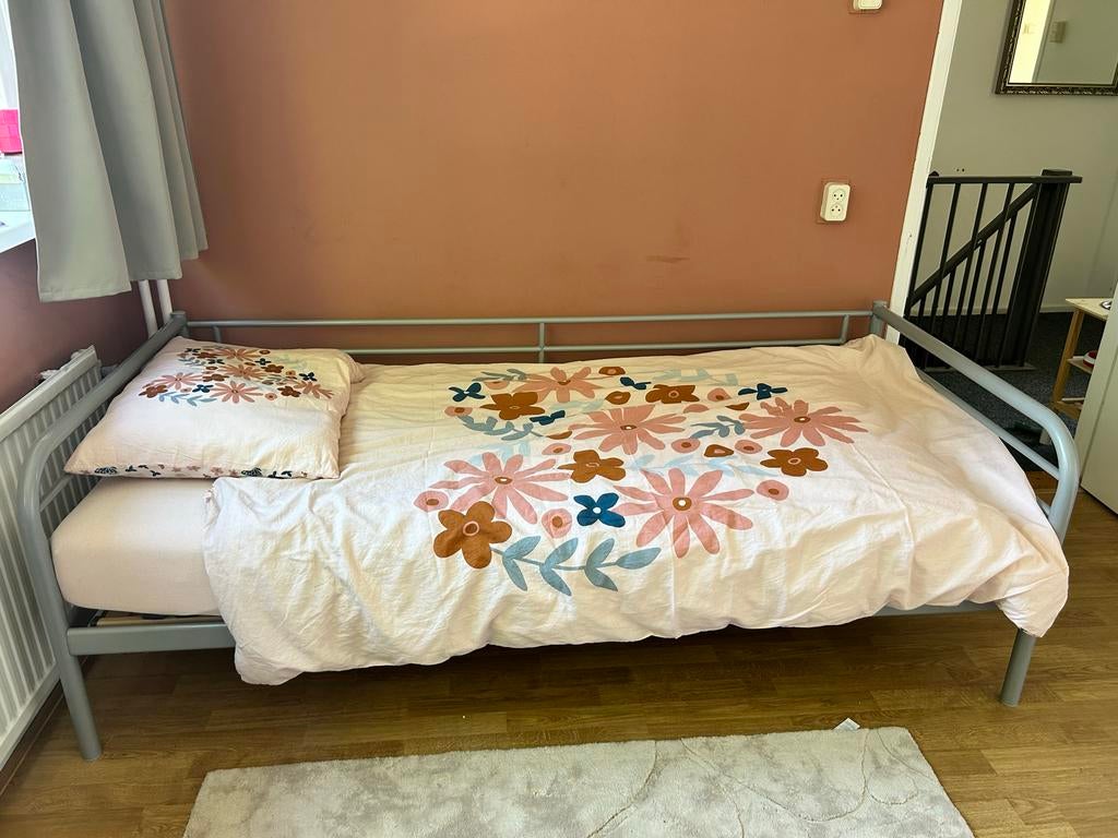 Eenpersoonsbed (exclusief matras), Huis en Inrichting, Slaapkamer | Bedden, Ophalen, Gebruikt, 90 cm, Eenpersoons