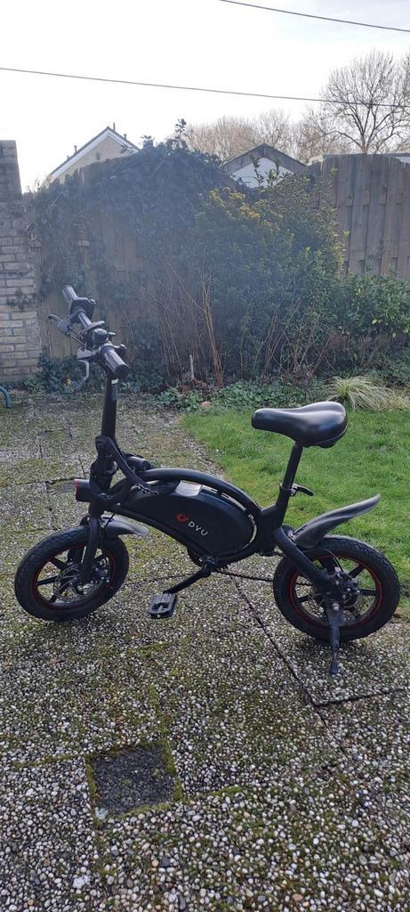 Elektrische mini bike DVU met oplader - Werkt goed!, Fietsen en Brommers, Elektrische fietsen, Ophalen
