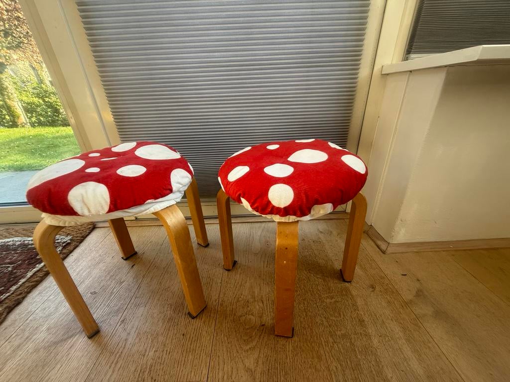Leuke paddestoelen krukjes, Ophalen, Gebruikt, Hout