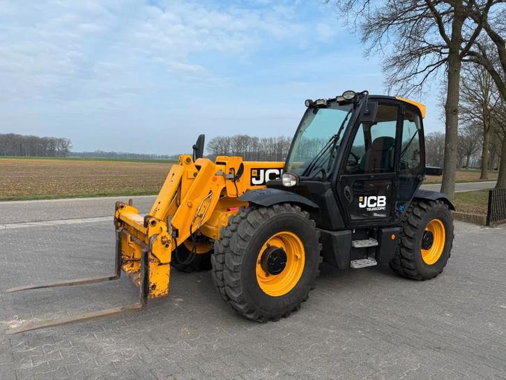 JCB JCB 536-60 verreiker (airco,giekveerring) (bj 2017), Zakelijke goederen, Agrarisch | Werktuigen, Overige, Overige typen