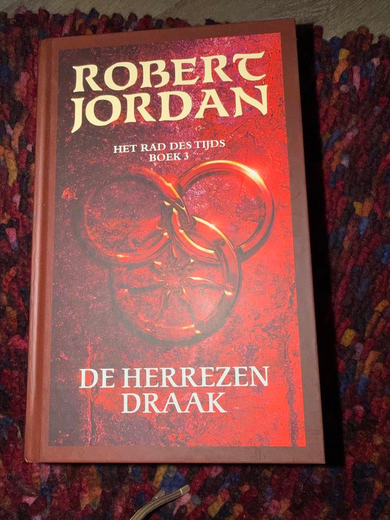 Het Rad des Tijds Boek 3: De Herrezen Draak - Robert Jordan, Boeken, Ophalen of Verzenden, Zo goed als nieuw