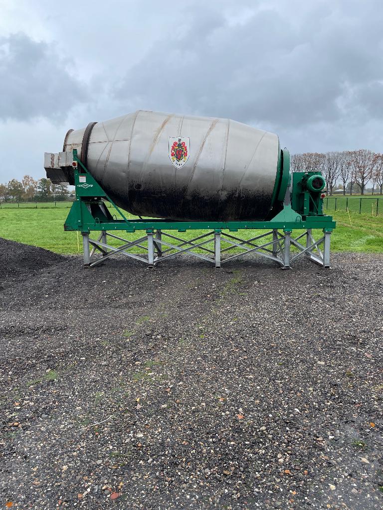 RVS stort bunker en menger, Ophalen, Vee