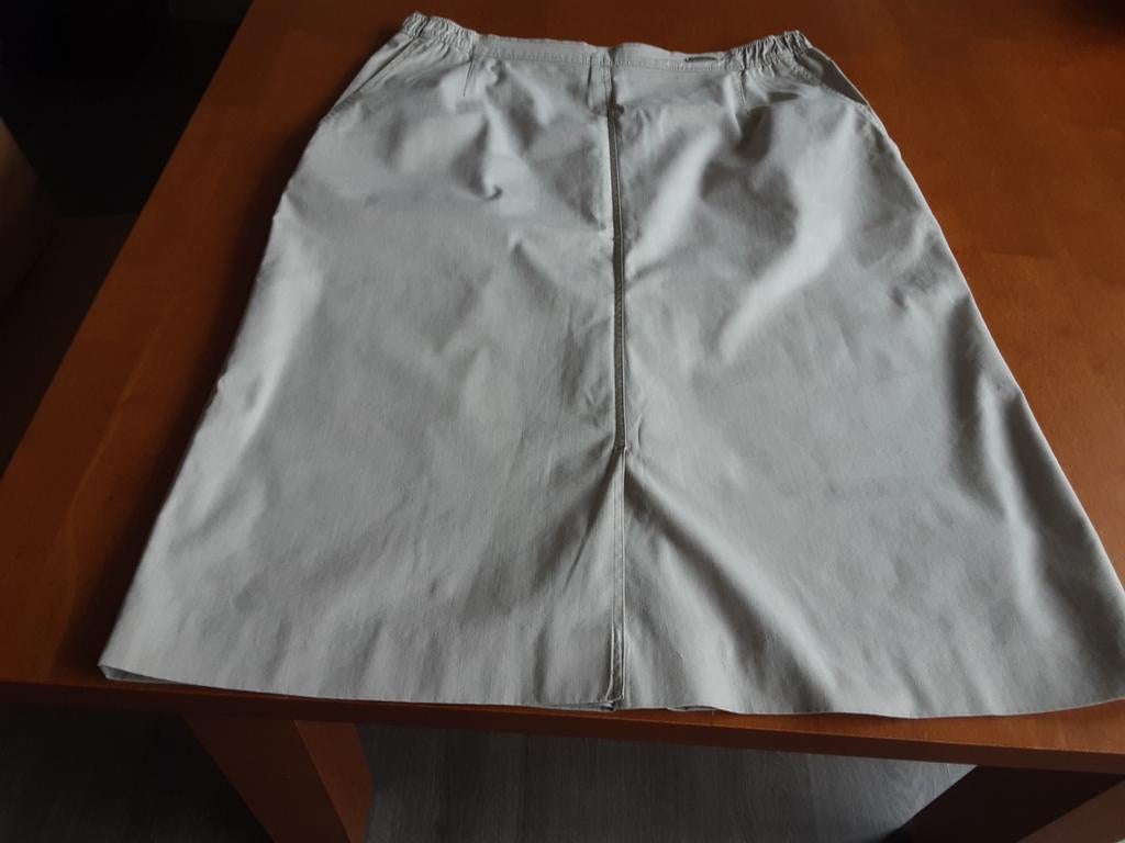 Beige zomerrok merk Seda maat 44., Beige, Maat 42/44 (L), Ophalen of Verzenden, Gedragen