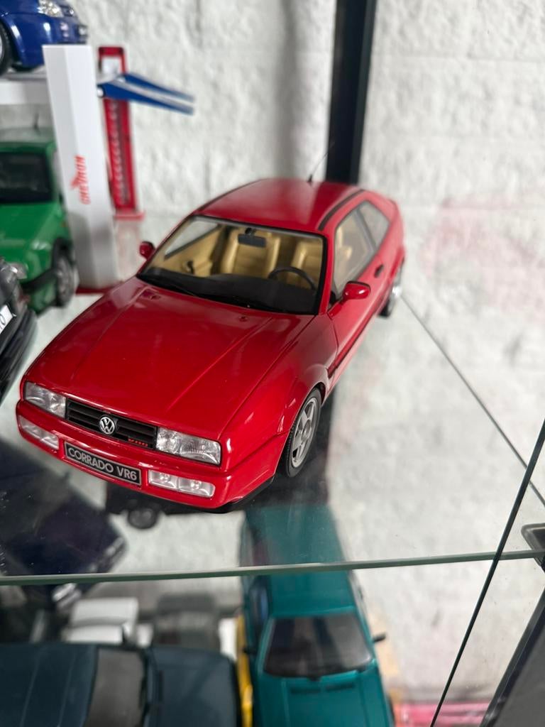 Volkswagen Corrado vr6 1:18 ottomobile, Ophalen, Zo goed als nieuw, OttOMobile