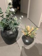 Stijlvolle bloempotten met kunstbloemen - set van 2, Overige materialen, 50 tot 75 cm, Zwart, Ophalen of Verzenden