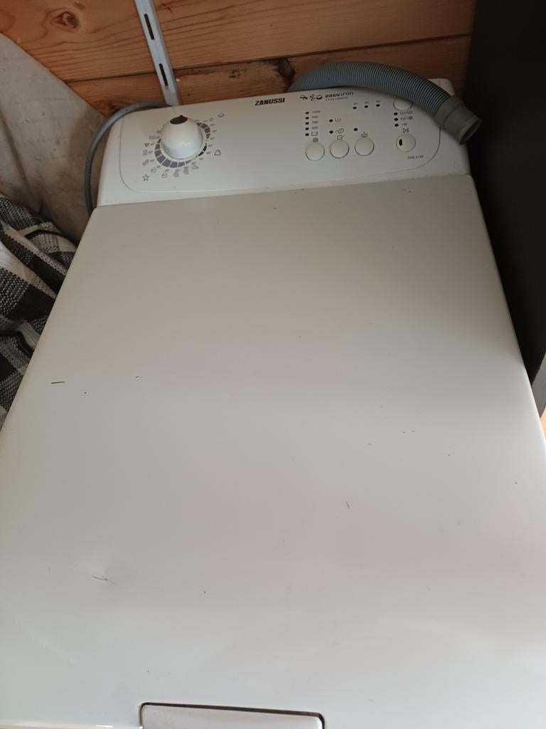 Wasmachine zanussi, Witgoed en Apparatuur, Wasmachines, Ophalen, 1200 tot 1600 toeren, Gebruikt, 4 tot 6 kg