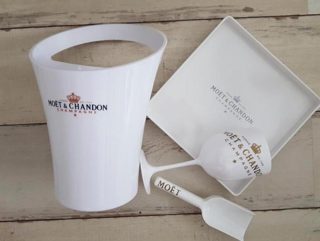 Wit dienblad van MOËT & CHANDON in verschillende maten, Ophalen of Verzenden, Nieuw