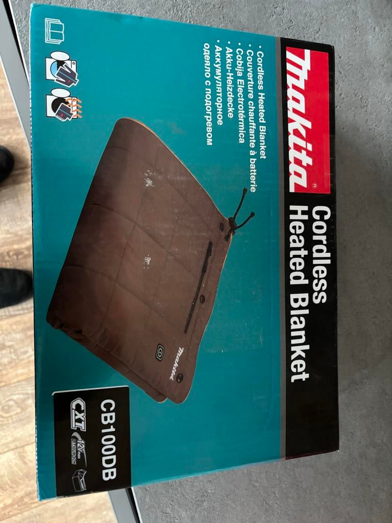 Makita CB100DB Draadloze Verwarmde Deken - Bruin, Eenpersoons, Bruin, Nieuw, Ophalen of Verzenden