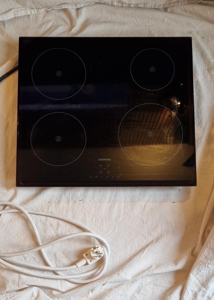 Siemens Inductie Kookplaat met Perilex Stekker, Witgoed en Apparatuur, Kookplaten, Ophalen, Gebruikt, 4 kookzones, Inbouw