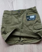 Kakigroene skort. Nieuw. Maat L. Kadotip/moederdagtip, Maat 42/44 (L), Nieuw, Ophalen of Verzenden, Boven de knie
