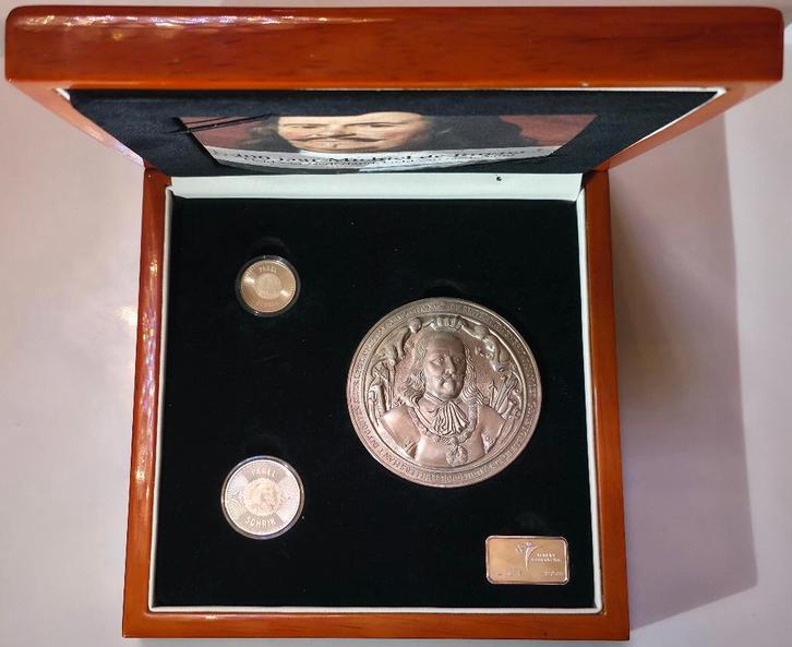 Prestigeset Michiel de Ruyter – 6,72 g Goud – 175,9 g Zilver, Postzegels en Munten, Munten | Nederland, Setje, Euro's, Koningin Beatrix