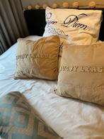 Twee Riviera Maison kussens 45x45 cm, Ophalen of Verzenden, Gebruikt, Beige, Vierkant
