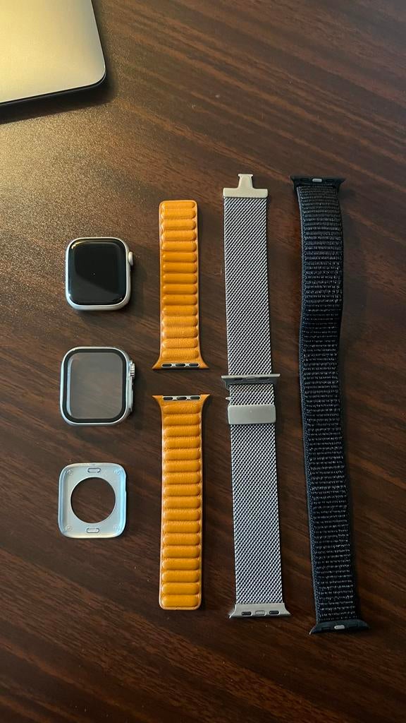 Apple Watch Series 7 41mm + originele leren en Milanese band, Conditie, IOS, Ophalen of Verzenden, Zo goed als nieuw