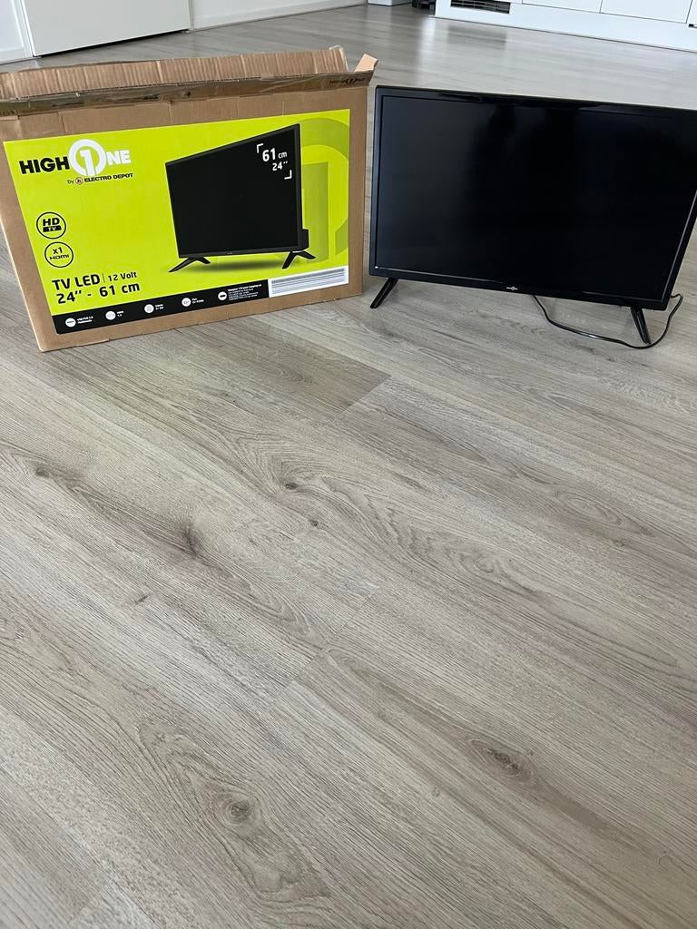 High One 24 inch LED TV - 61 cm - 12 Volt, Overige merken, LED, 50 Hz, HD Ready (720p)