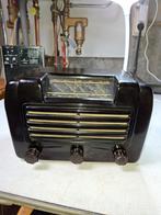 Oude Tesla Radio 305 U Talisman voor decoratie (defect), Ophalen of Verzenden