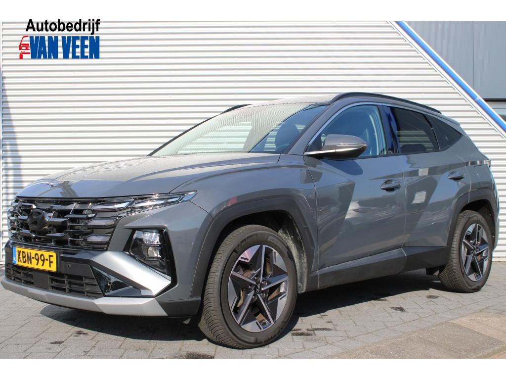 Hyundai Tucson 1.6 T-GDI HEV Comfort (bj 2024, automaat), Stof, Gebruikt, 4 cilinders, 1360 kg