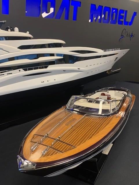 Riva Rama modelboot, Hobby en Vrije tijd, Modelbouw | Boten en Schepen, Ophalen of Verzenden, Nieuw