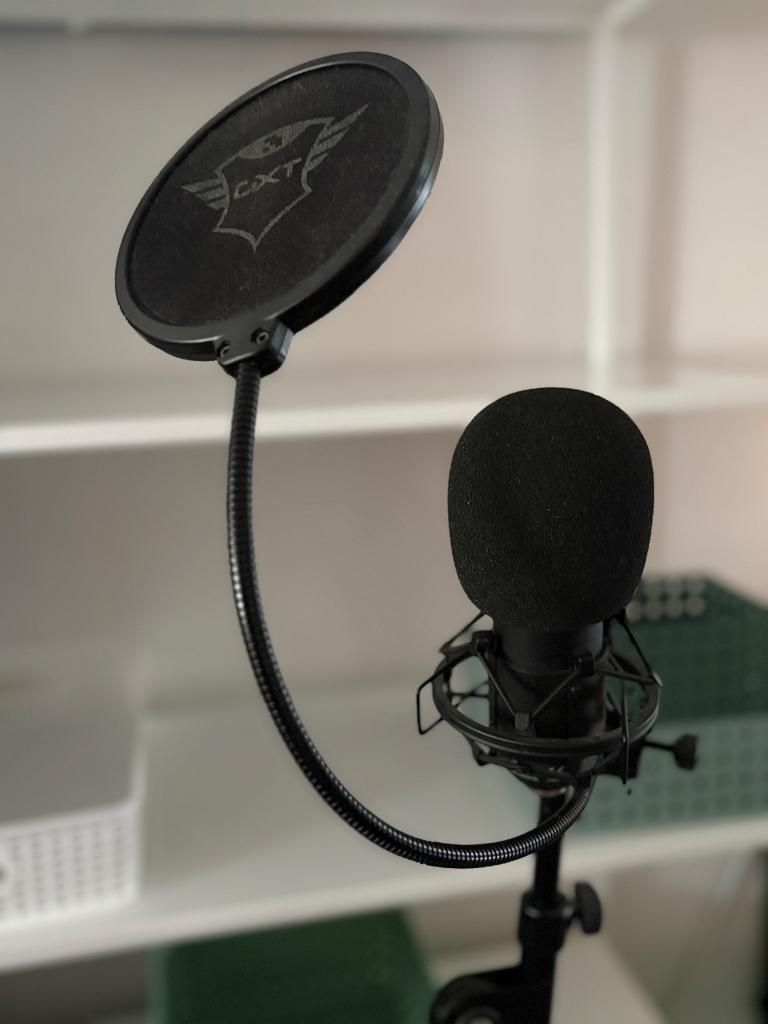 Microfoon met standaard - Trust GXT, Muziek en Instrumenten, Microfoons, Ophalen, Gebruikt, Studiomicrofoon