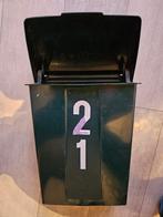 Donkergroene PTT brievenbus met klapdeksel voor aan de weg, Ophalen, Gebruikt, Kunststof, Staande brievenbus