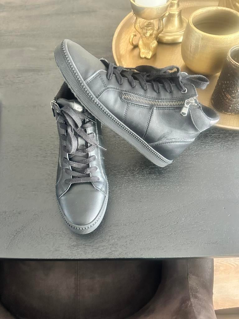 Geox respira halfhoge sneakers maat 40 zwart, Ophalen of Verzenden, Zo goed als nieuw, Zwart, Sneakers of Gympen