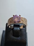 Elegante zilveren ring met paarse edelsteen 925, Gebruikt, Met edelsteen, Paars, Ophalen of Verzenden