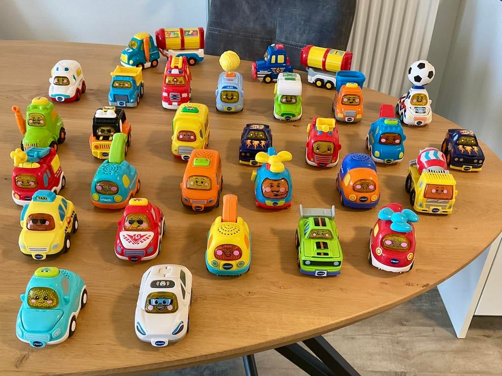 Vtech : Toet Toet auto ‘s / voertuigen, Ophalen, Zo goed als nieuw, 2 tot 4 jaar