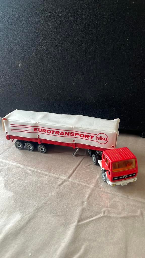 SIKU 1:55 Mercedes Benz siku EUROTRANSPORT, Ophalen of Verzenden, Gebruikt