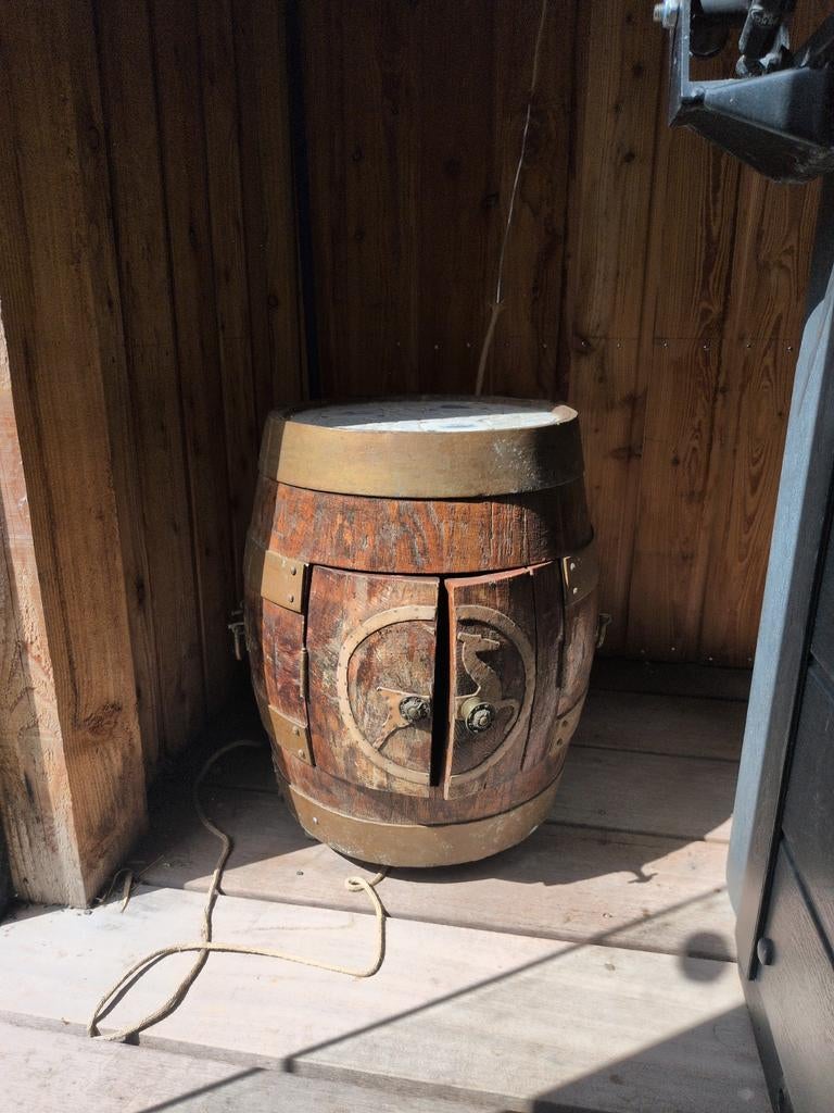 Antieke drank kast, Huis en Inrichting, Ophalen of Verzenden