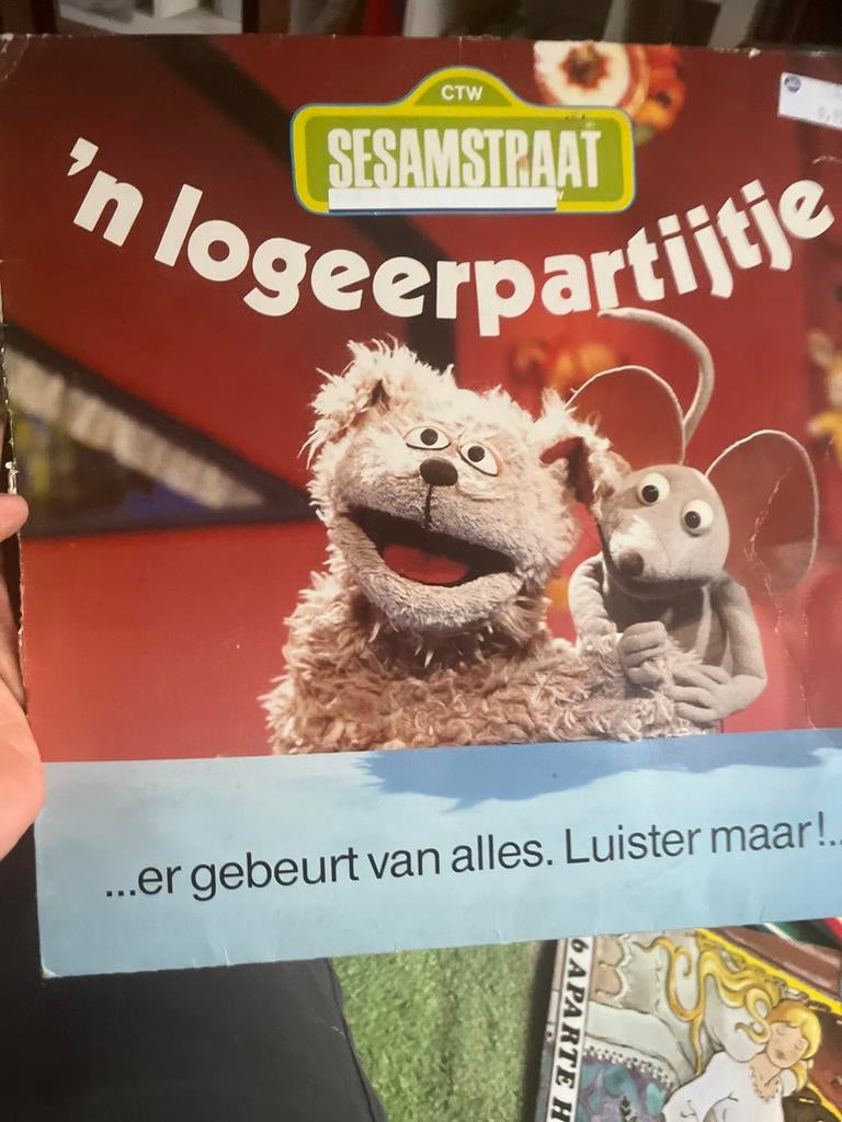 Sesamstraat - 'n Logeerpartijtje Vinyl LP (1983), Cd's en Dvd's, Vinyl | Kinderen en Jeugd, Ophalen of Verzenden, Gebruikt, Muziek