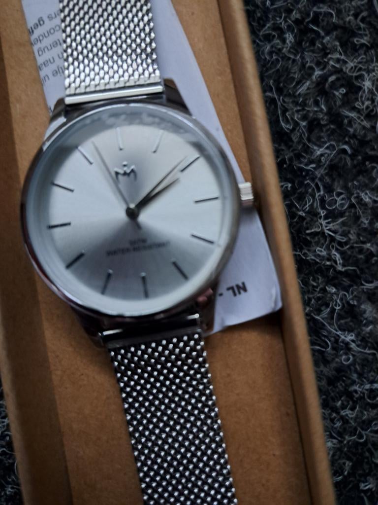 Nieuw dames horloge merk M, Ophalen of Verzenden, Nieuw, Overige merken
