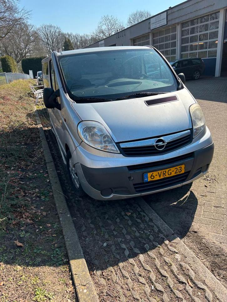 Opel Vivaro 2.5 D 107KW 2011 Dubbel cabine, Auto's, Bestelauto's, Particulier, Opel, Diesel, Handgeschakeld, Origineel Nederlands
