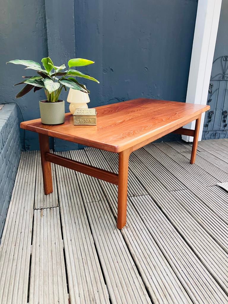 Vintage Deens design salontafel Niels Bach, Huis en Inrichting, Ophalen, 100 tot 150 cm, 50 tot 75 cm, Teakhout